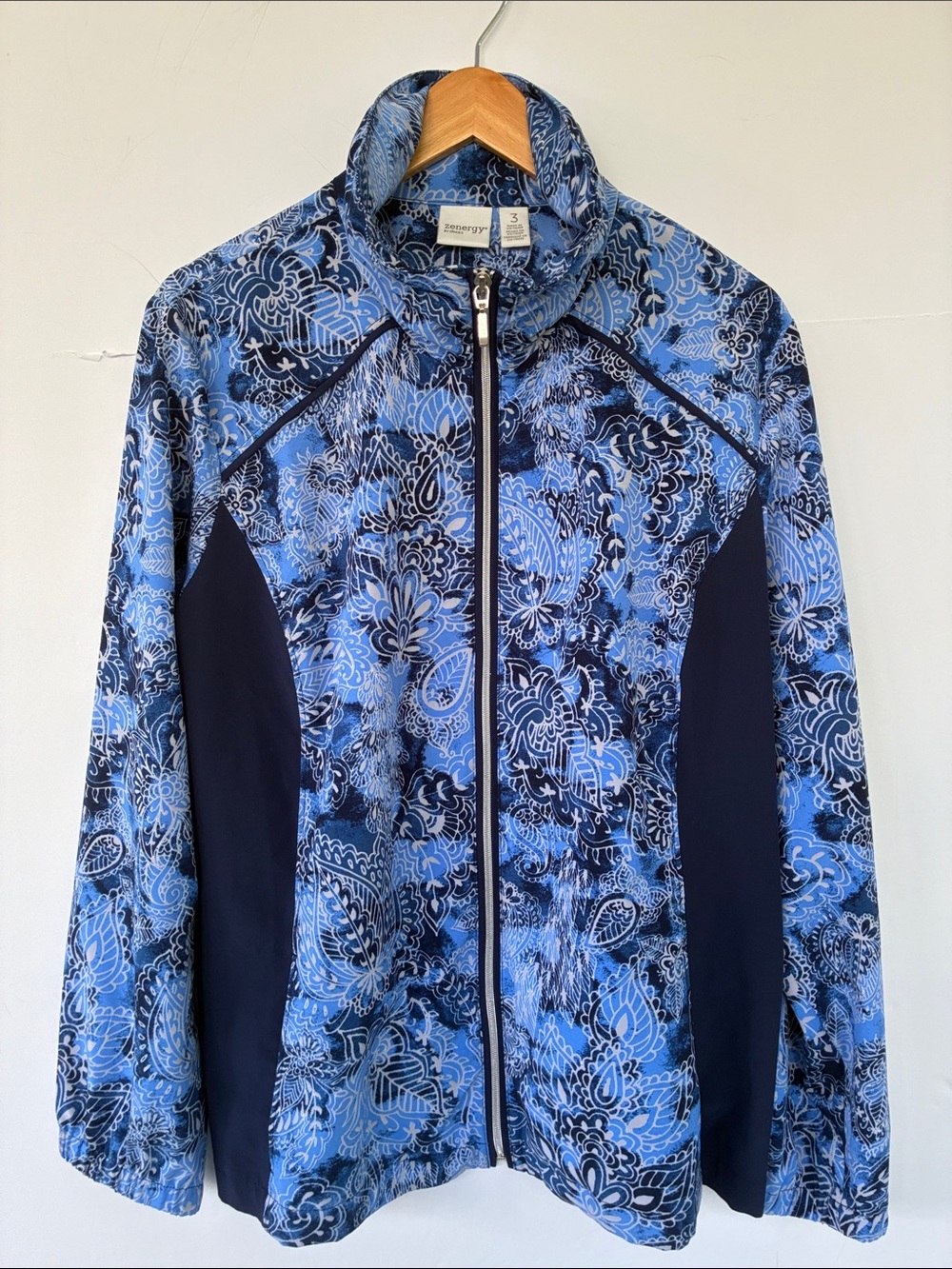 Chico's Zenergy Blue Floral Paisley Print Activewear Athletic Jacket Size 3
